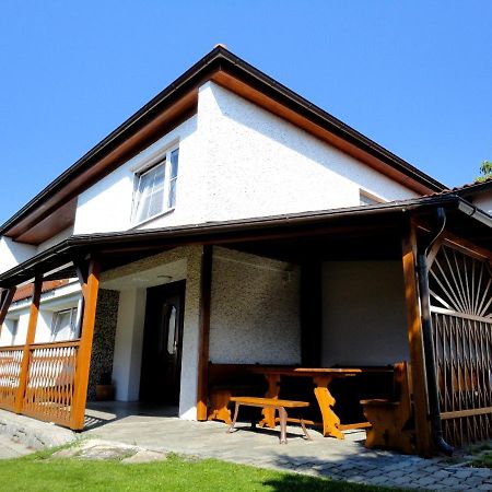 Villa- Caba Kremze Exterior photo
